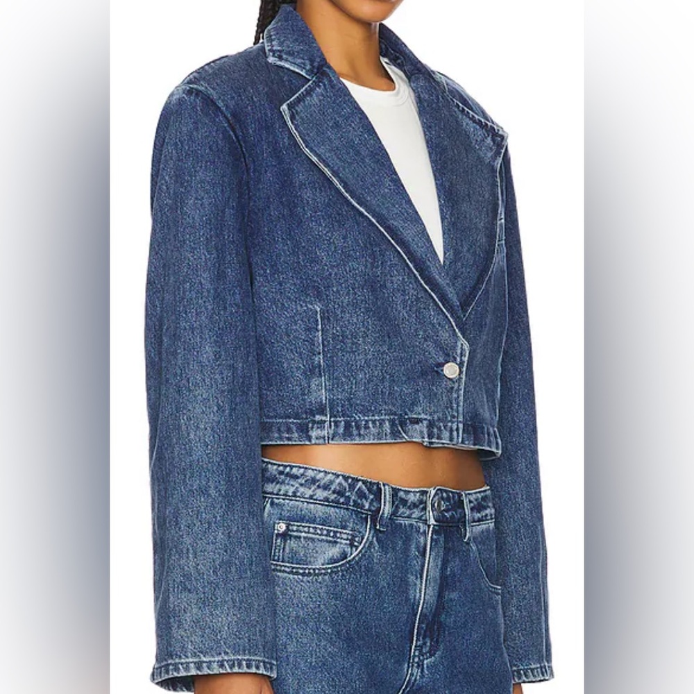 Revolve WeWoreWhat Cropped Denim Blazer in Dark Blue NWT - Picture 2 of 7